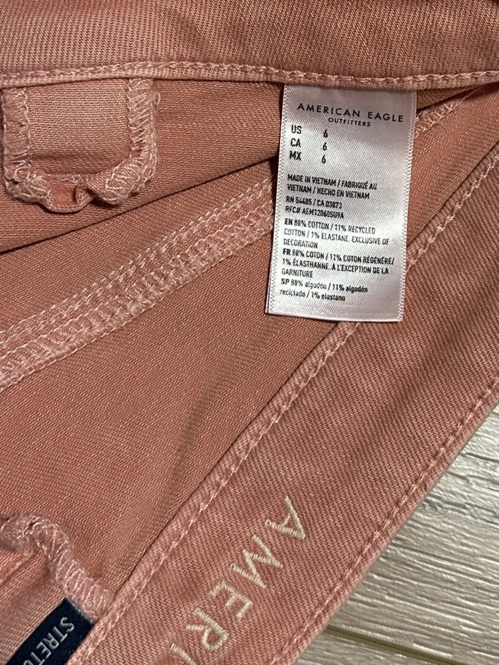 American Eagle Perfect Shortie - Size is 6